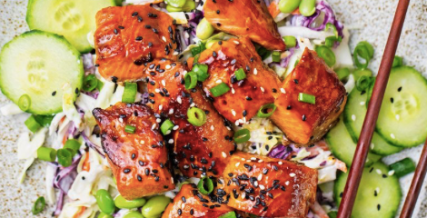 Sriracha Salmon Poke (10 oz)